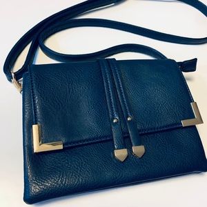 Lovely Navy Blue Purse 😍
